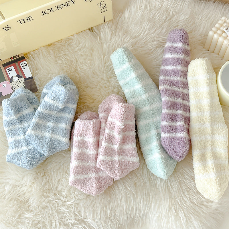 Cozy Winter Striped Women's Socks Thick, Non-Shedding Coral Fleece For Warmth, Leisure, And Sleep
