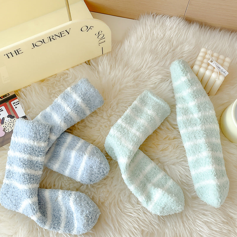 Cozy Winter Striped Women's Socks Thick, Non-Shedding Coral Fleece For Warmth, Leisure, And Sleep