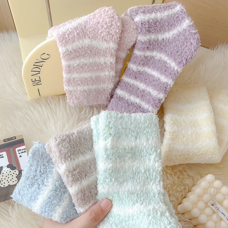 Cozy Winter Striped Women's Socks Thick, Non-Shedding Coral Fleece For Warmth, Leisure, And Sleep