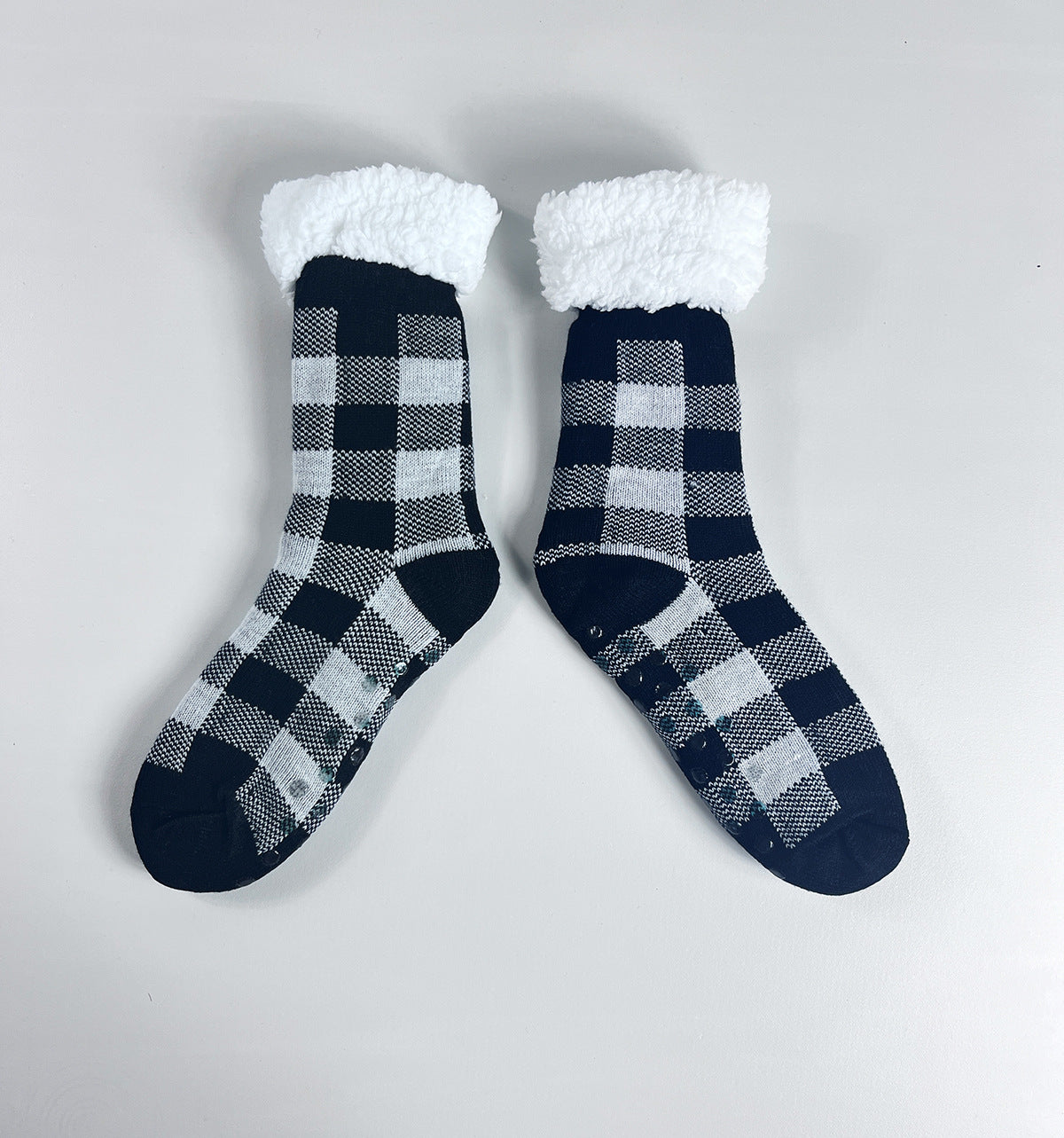 Cozy Winter Fleece Non-Slip Grip Socks For Women With Thick Cushioning