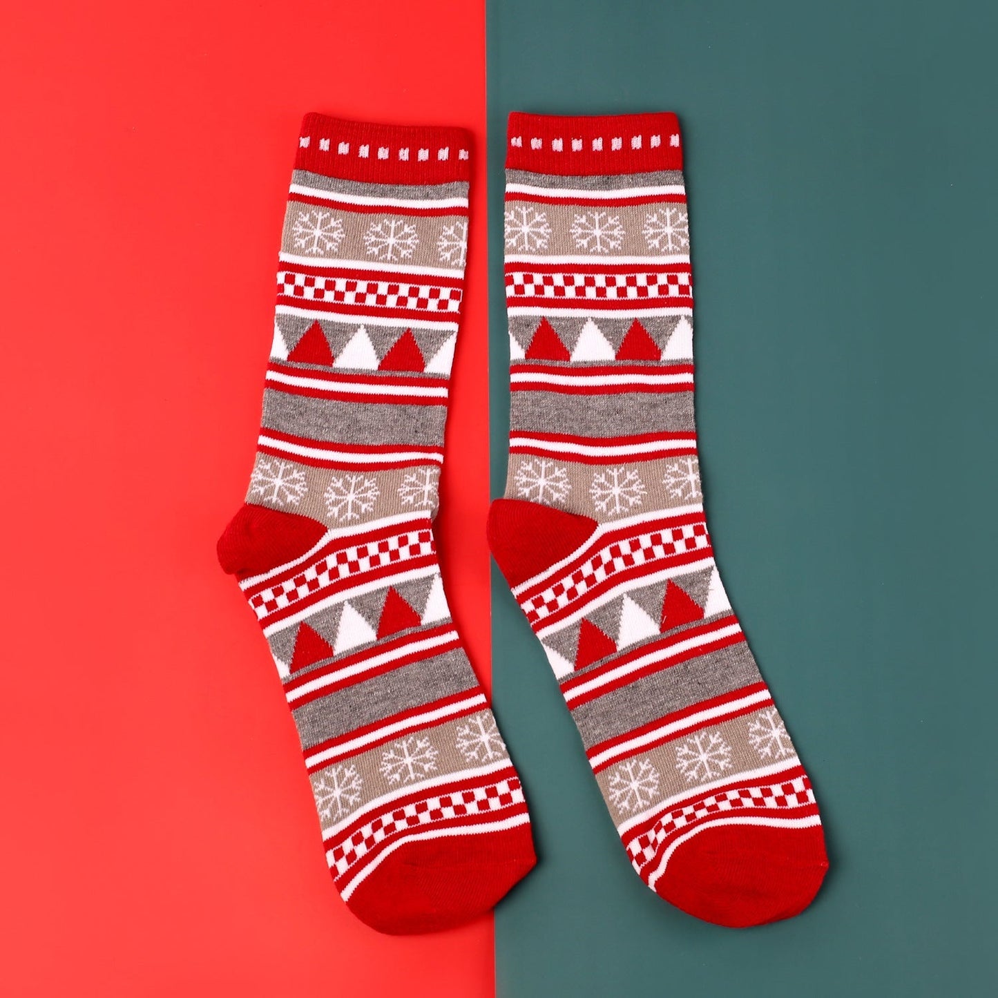 New Popular Breathable Christmas Cartoon Mid Calf Socks