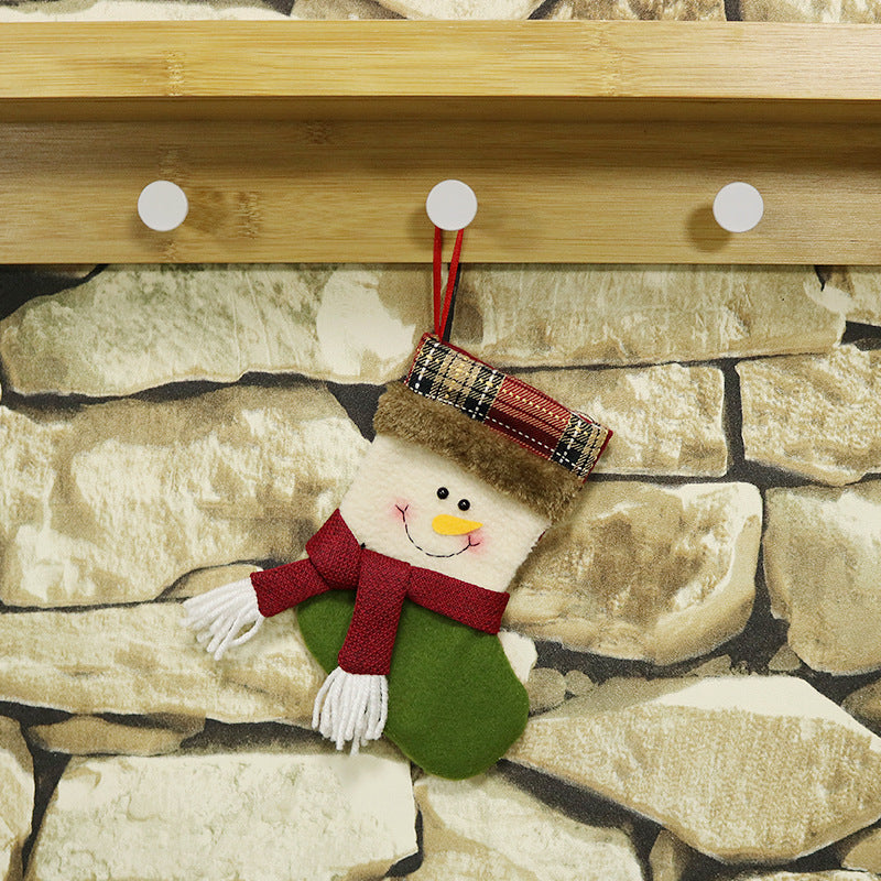 Christmas Pendant Red/Green Santa Snowman Reindeer with Scarf Christmas Gift Socks