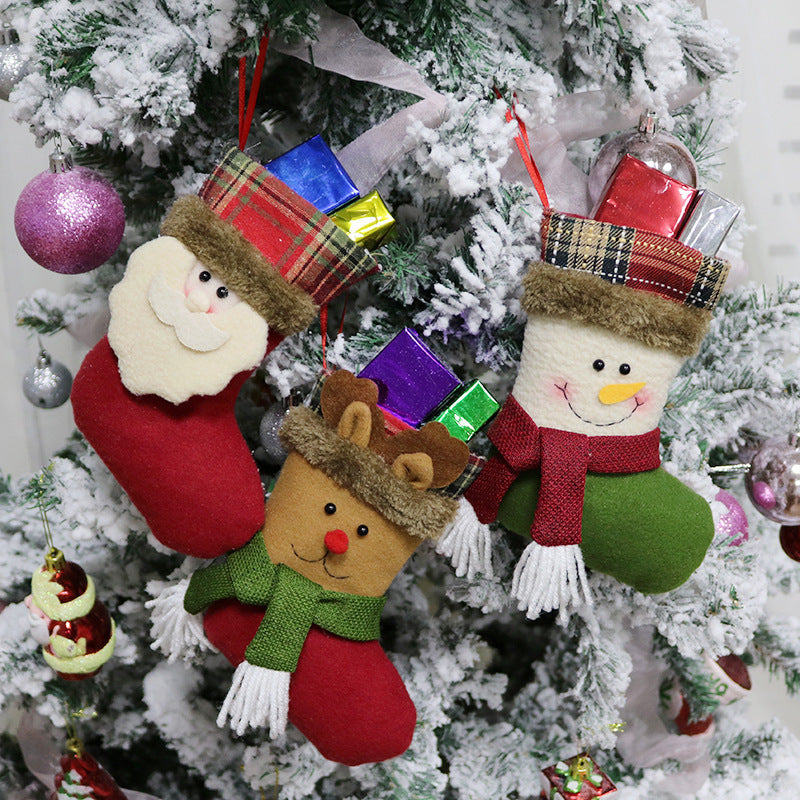 Christmas Pendant Red/Green Santa Snowman Reindeer with Scarf Christmas Gift Socks