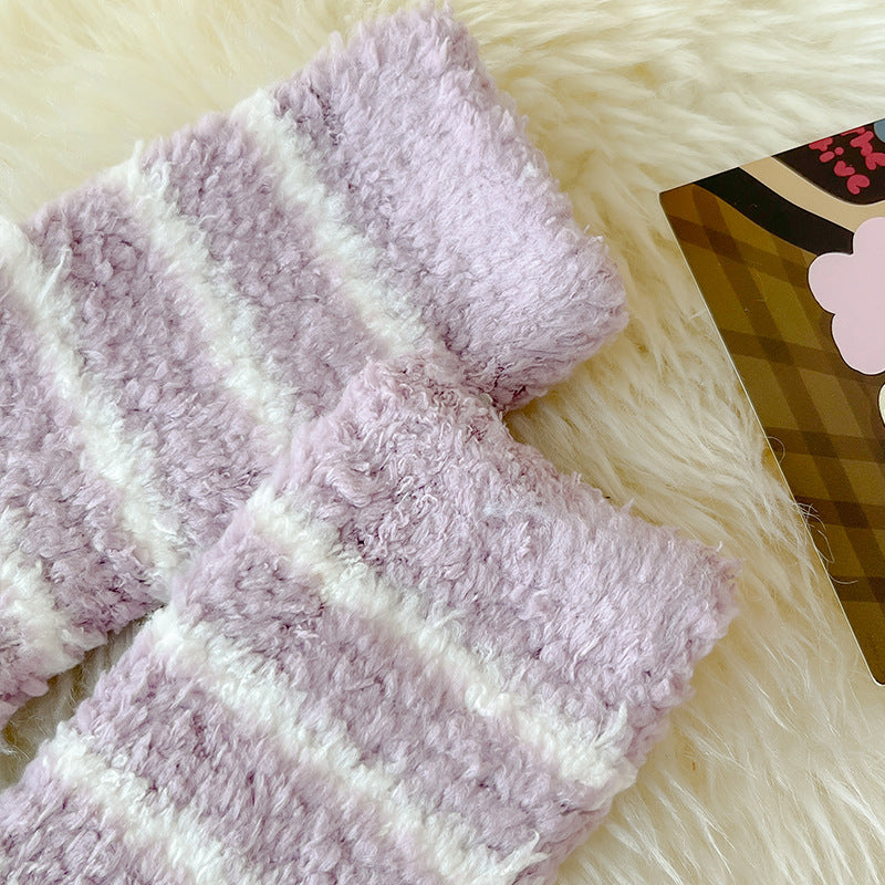 Cozy Winter Striped Women's Socks Thick, Non-Shedding Coral Fleece For Warmth, Leisure, And Sleep