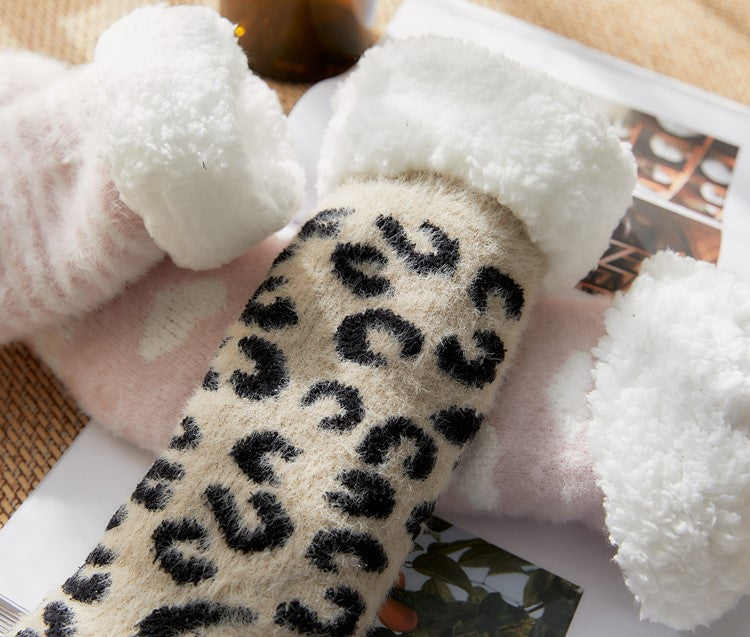 Cozy Home Floor Socks: Thick, Fleece-Lined Slipper Socks For Warmth And Comfort