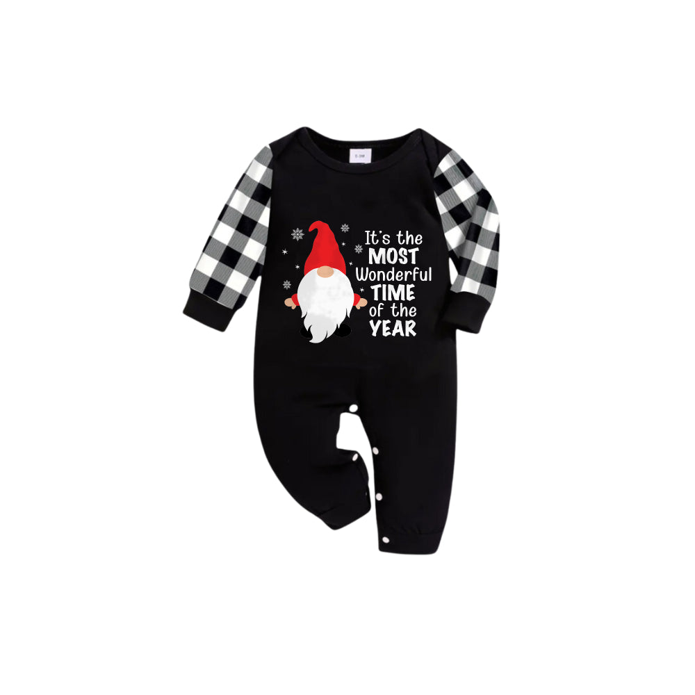 Black and White Plaid Short Sleeve Christmas Pajamas Set Featuring Gnome with Santa Quotes