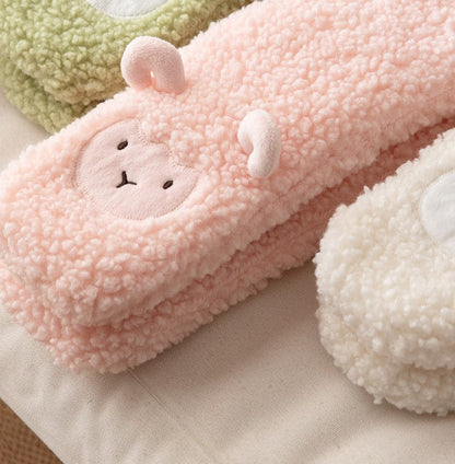 Home Floor Cute Socks Sleep Socks Christmas Snow Socks Coral Velvet Slippers Carpet Socks