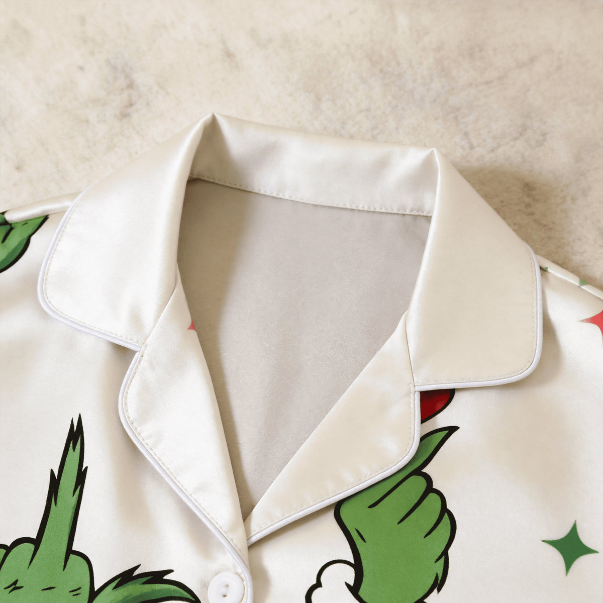 Green Hand Gesture & Heart Print Satin Button-Up Family Christmas Pajamas Set