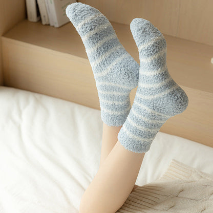 Cozy Winter Striped Women's Socks Thick, Non-Shedding Coral Fleece For Warmth, Leisure, And Sleep