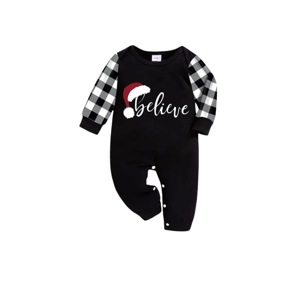 Christmas Hat and ‘Believe“ Letter Print Patterned Black & White Plaid Pajamas Set