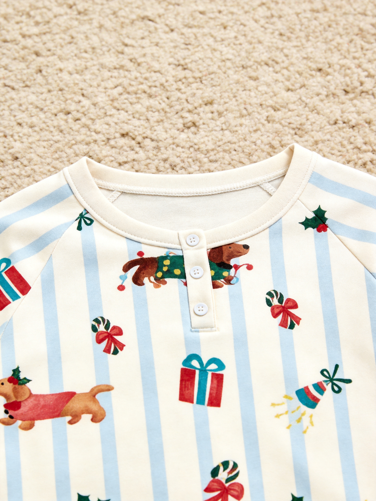 Chic Striped Dachshunds with Gifts Two-Piece Henley Neck Christmas Couple Pajama Set