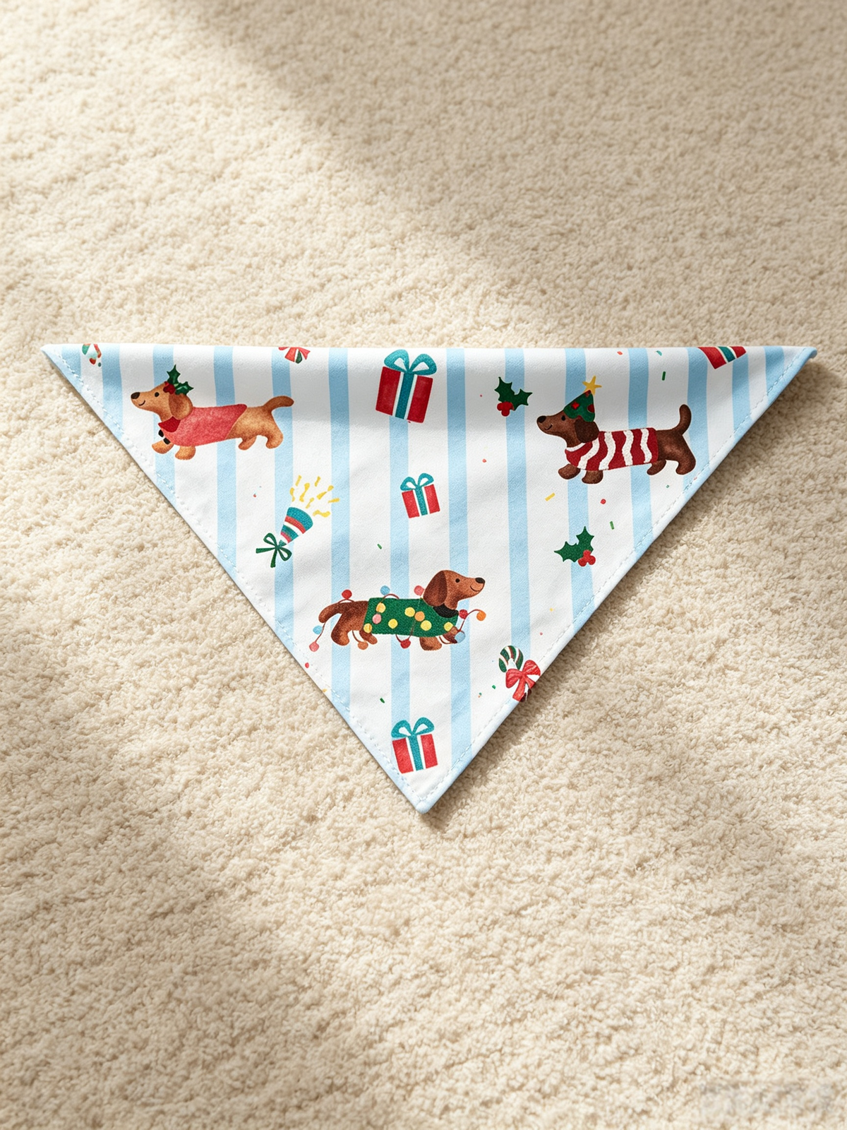 Chic Striped Dachshunds with Gifts Two-Piece Henley Neck Christmas Couple Pajama Set