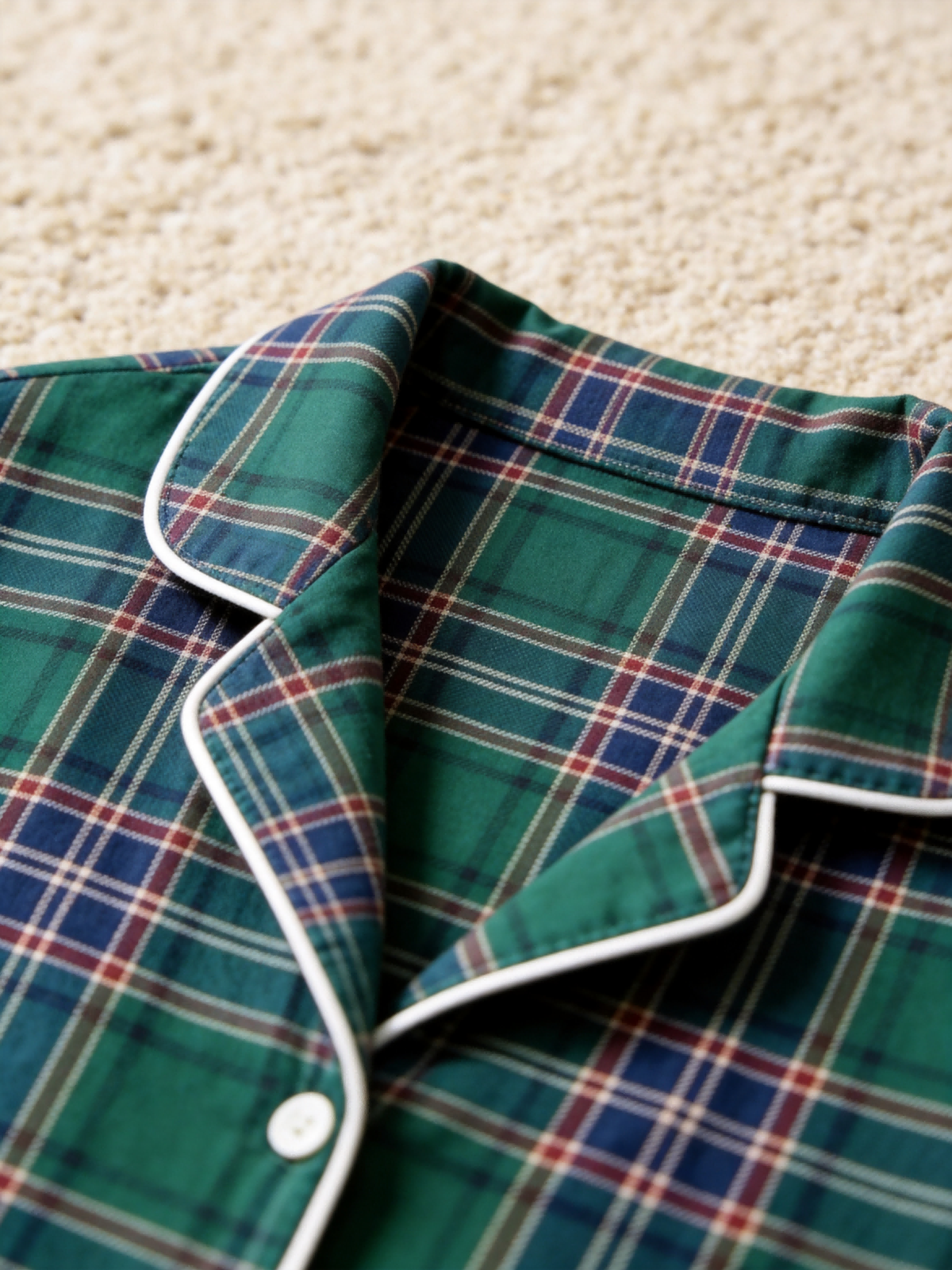 Classic Tartan Plaid Women Christmas Pajamas - Dark Green Long-Sleeve Button-Down Sleep Set