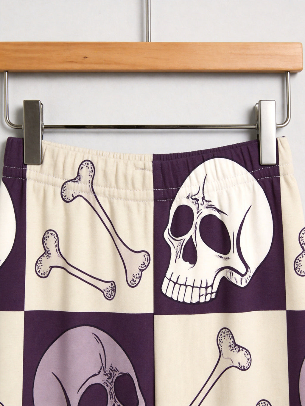 Halloween Aesthetic Checkerboard Skull and Bones Print Matching Sleepwear Pajamas