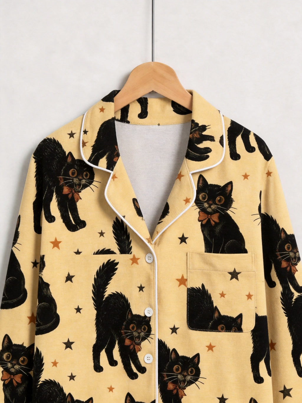 Vintage Black Cat & Star Print Notch Collar Long Sleeve Pajama Set