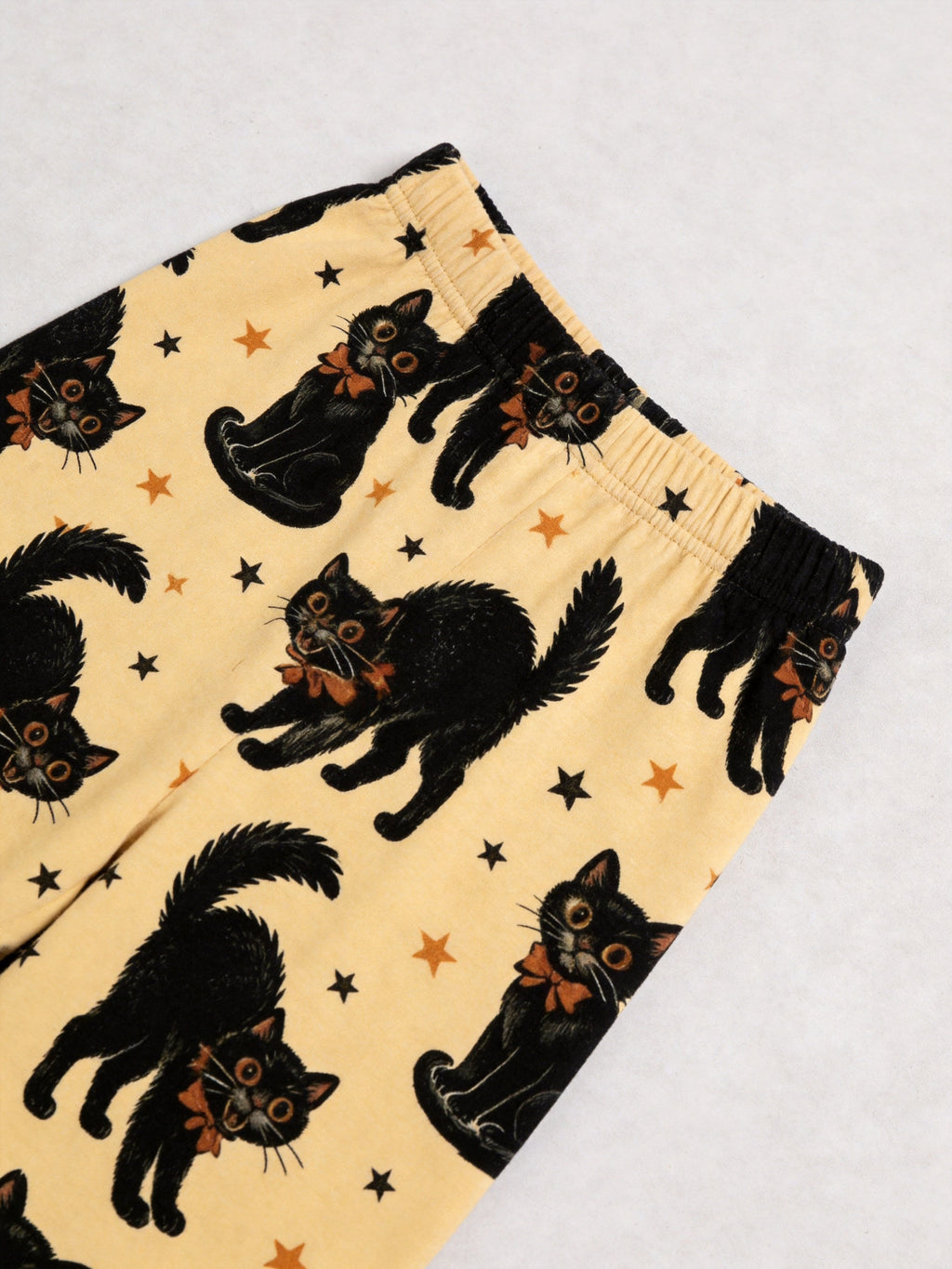 Vintage Black Cat & Star Print Notch Collar Long Sleeve Pajama Set
