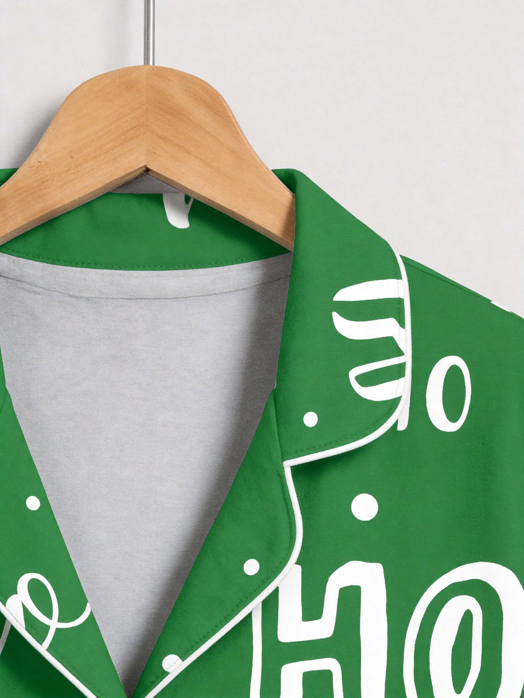 Festive Green and White Ho Ho Ho Letter Print Holiday Matching Couple Sleepwear Button-Down Set