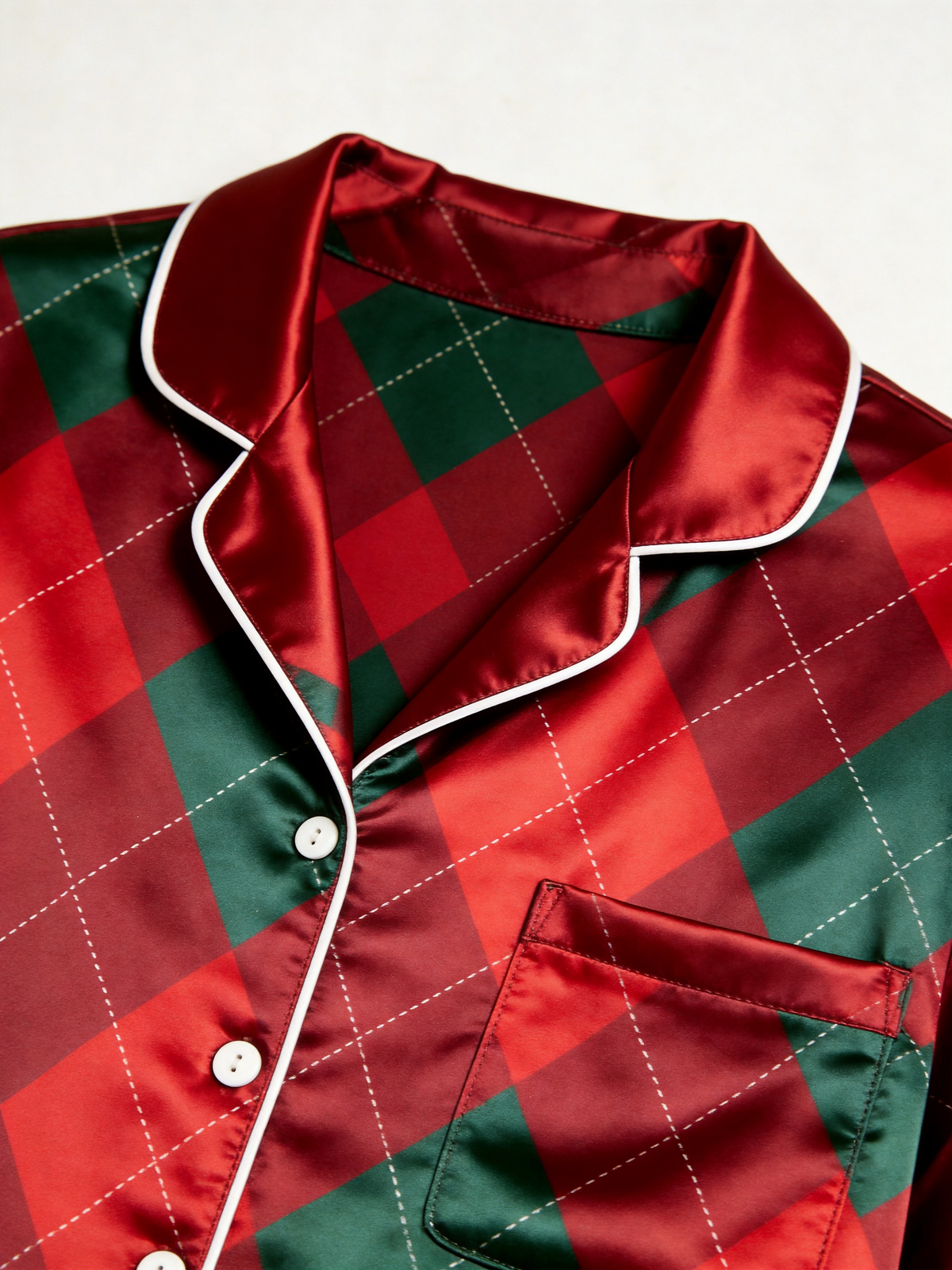 Festive Red & Green Argyle Diamond Pattern Couple Couple Satin Pajama Set Holiday Sleepwear