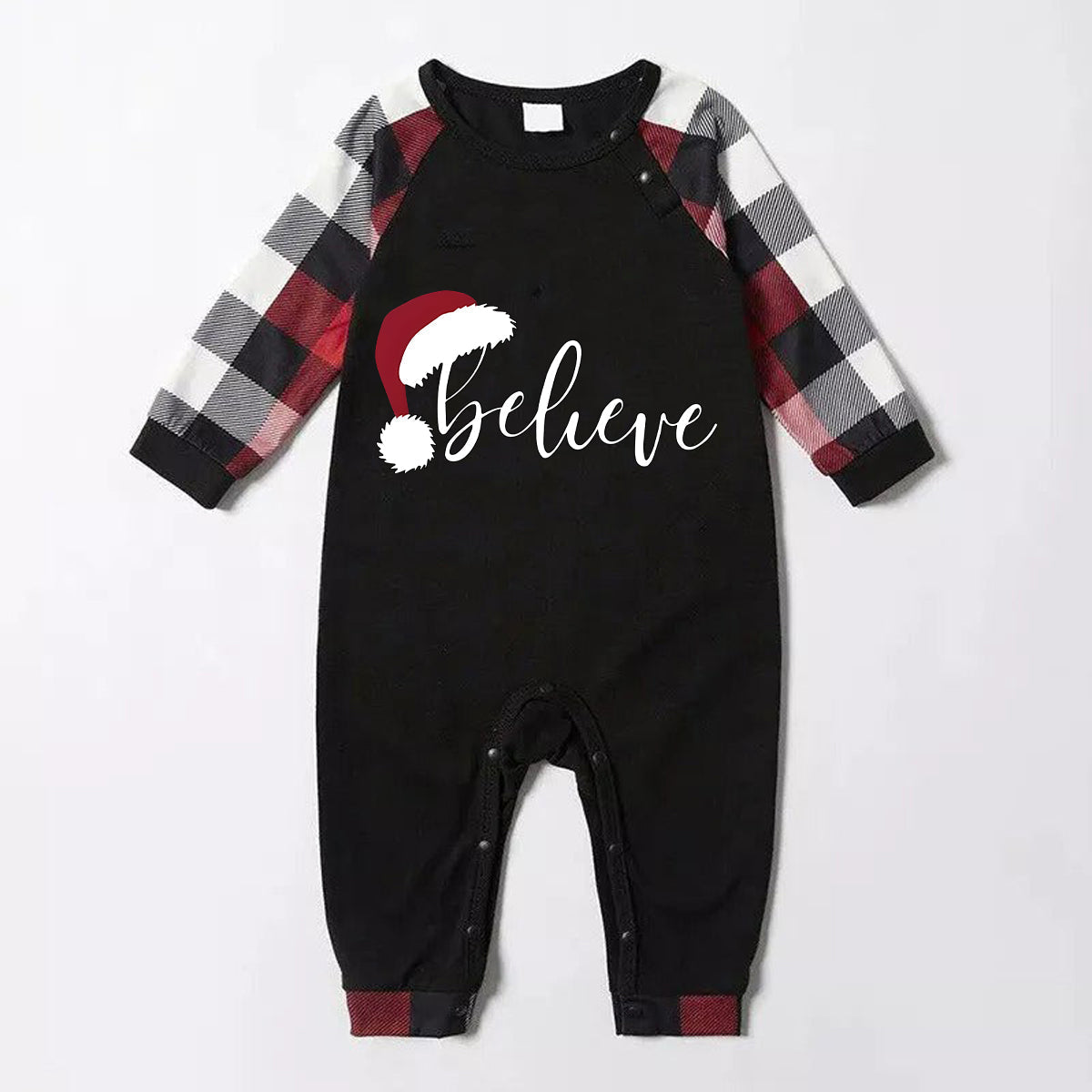 Christmas Hat and ‘Believe“ Letter Print Patterned Plaid Sleeve Contrast Tops and Red & Black & White Plaid Pants Family Matching Pajamas Set With Dog Bandana