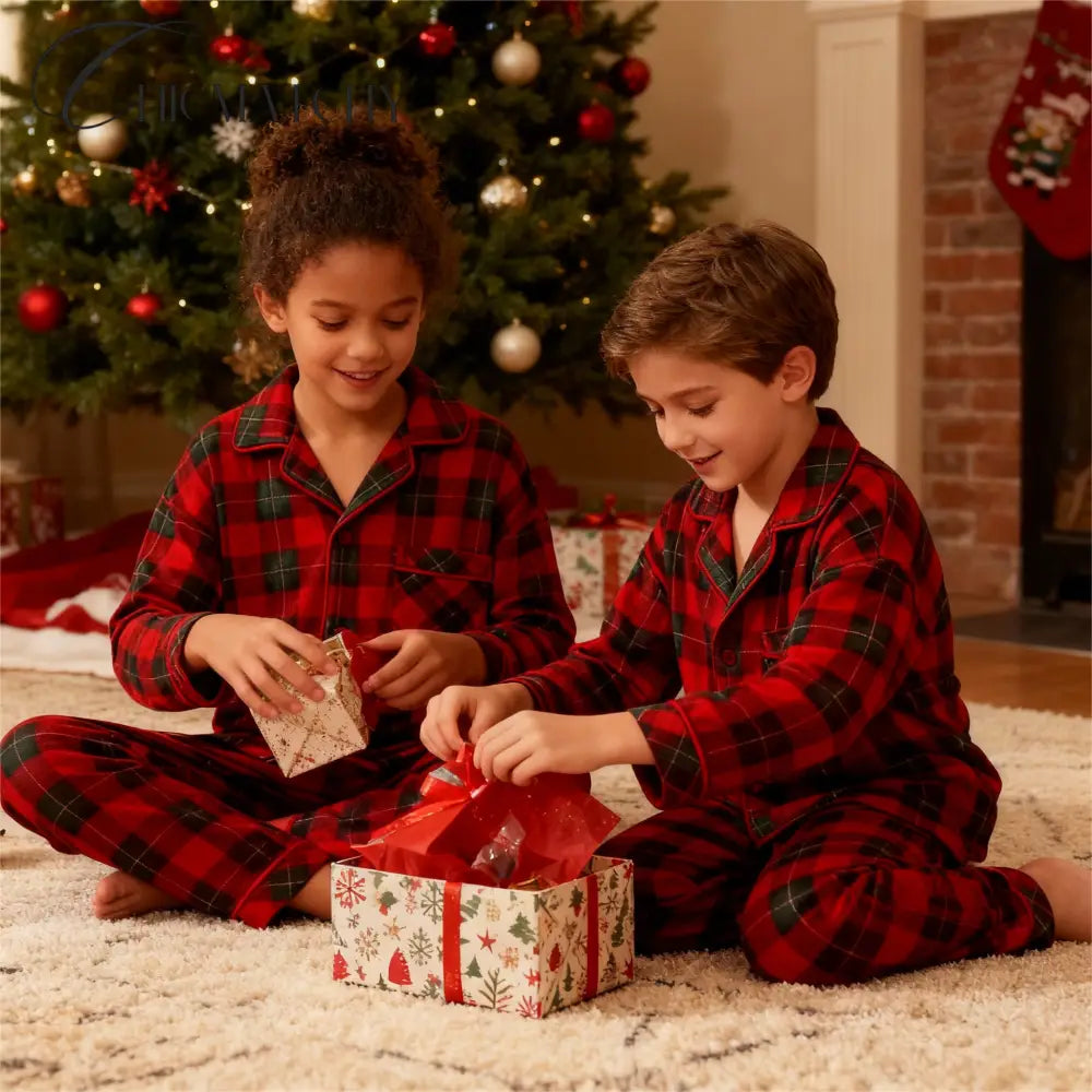 Christmas Family Matching Red and Green Plaid Button Up Long-sleeve Pajamas Sets